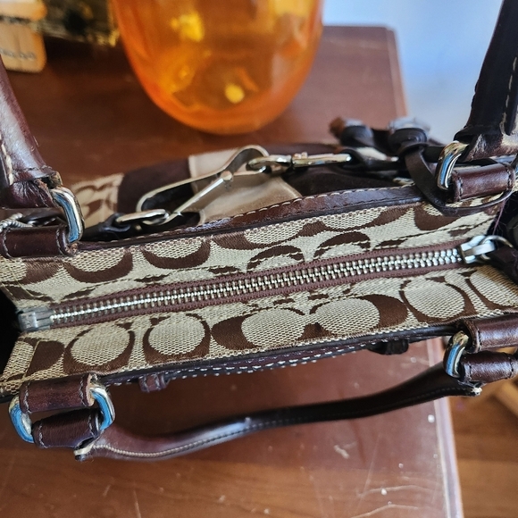 Vintage Coach Hampton Signature Demi Khaki Striped Brown and Tan Satche - Picture 10 of 14